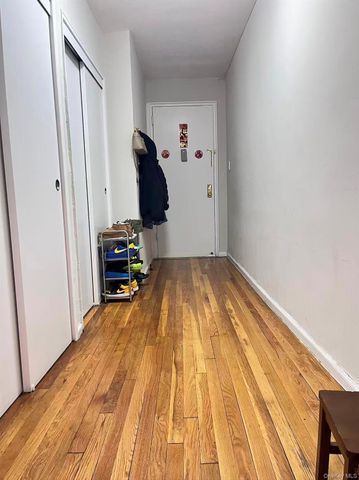 13604 Cherry Avenue 2H, Flushing, NY 11355