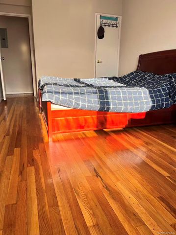 13604 Cherry Avenue 2H, Flushing, NY 11355