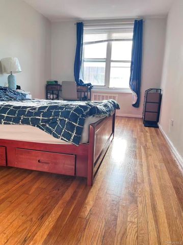 13604 Cherry Avenue 2H, Flushing, NY 11355