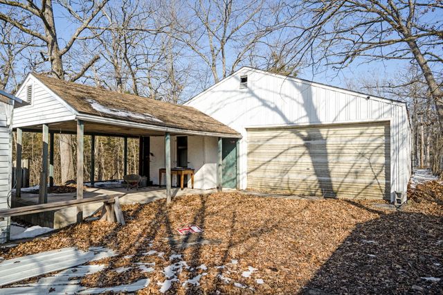 4013 White Oak Road, Merriam Woods, MO 65740