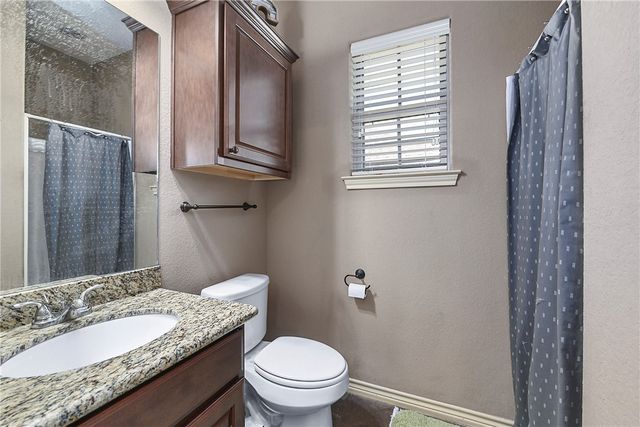 402 Deacon Drive W, College Station, TX 77845