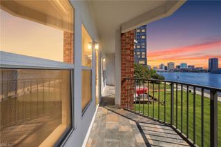 475 Water St Apt 302, Portsmouth, VA 23704