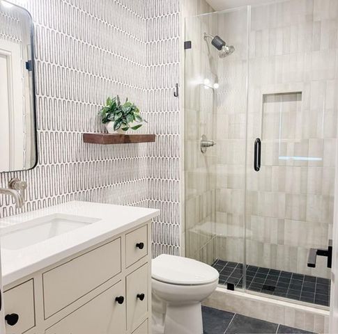 15410 W 166th Terrace, Olathe, KS 66062