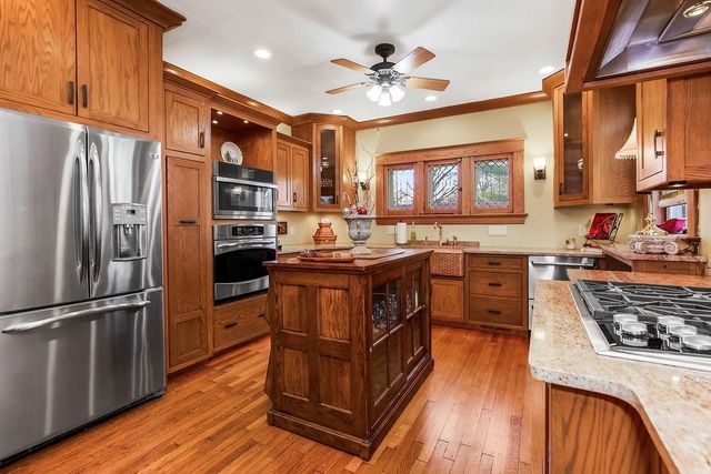 1024 S Broadway Street, Leavenworth, KS 66048