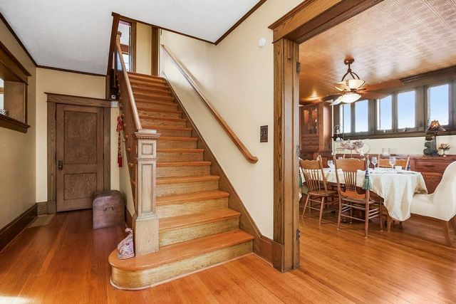 1024 S Broadway Street, Leavenworth, KS 66048