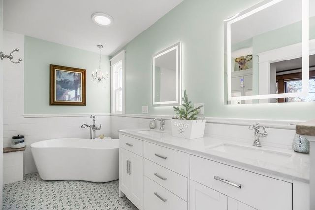 1024 S Broadway Street, Leavenworth, KS 66048