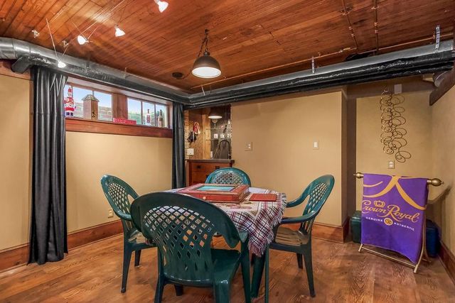 1024 S Broadway Street, Leavenworth, KS 66048