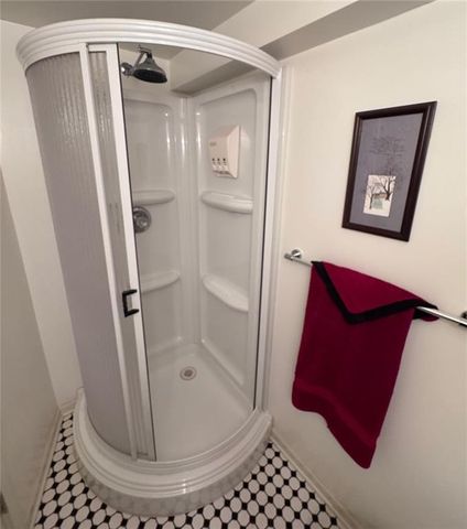 1024 S Broadway Street, Leavenworth, KS 66048