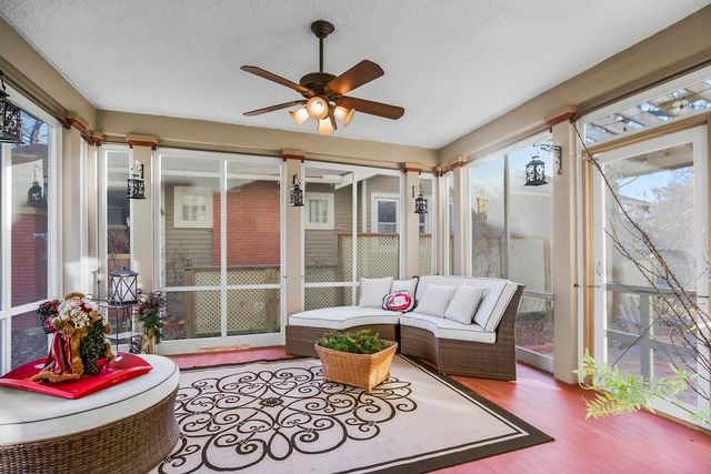 1024 S Broadway Street, Leavenworth, KS 66048