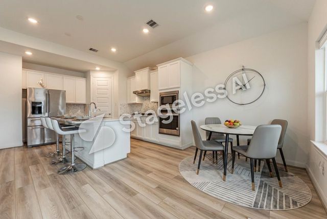 2816 Oakheath Crest Court, Pearland, TX 77089