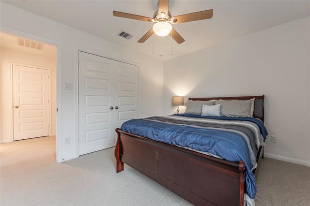 2816 Oakheath Crest Court, Pearland, TX 77089