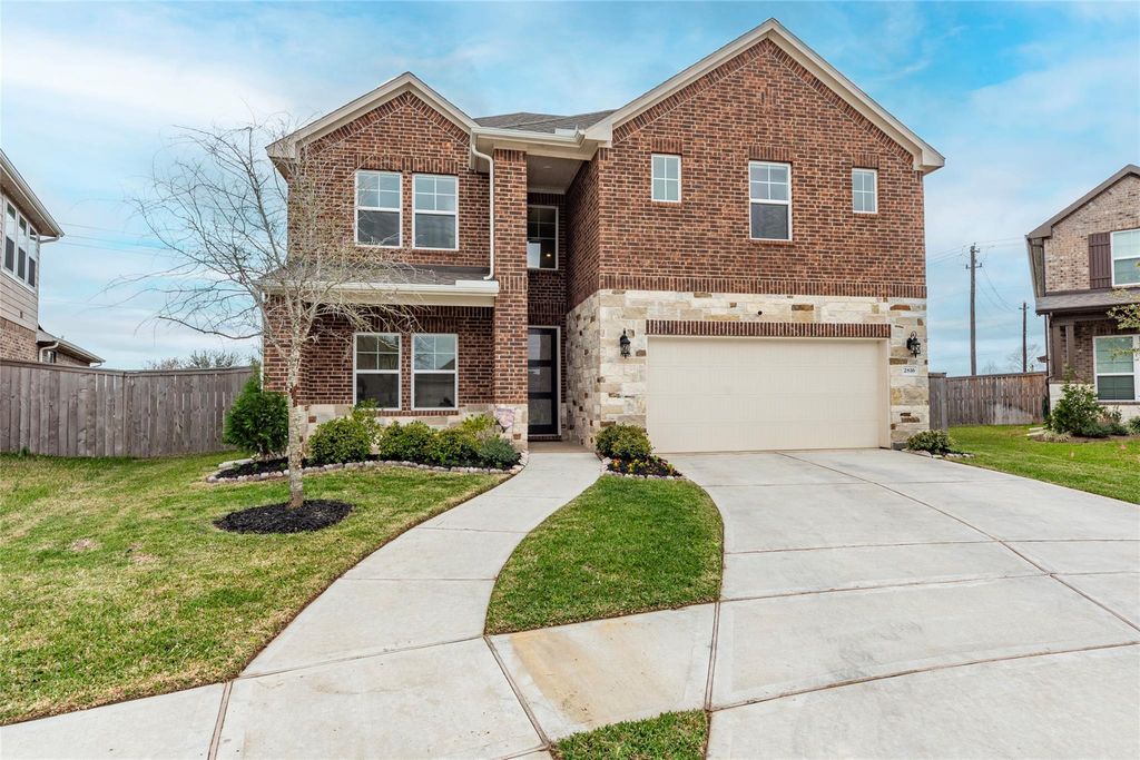2816 Oakheath Crest Court, Pearland, TX 77089