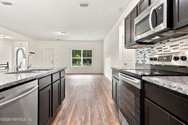 4940 BAMBOO Street, Middleburg, FL 32068