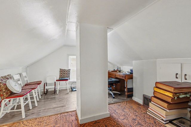 2421 Parchmount Avenue, Kalamazoo City, MI 49004