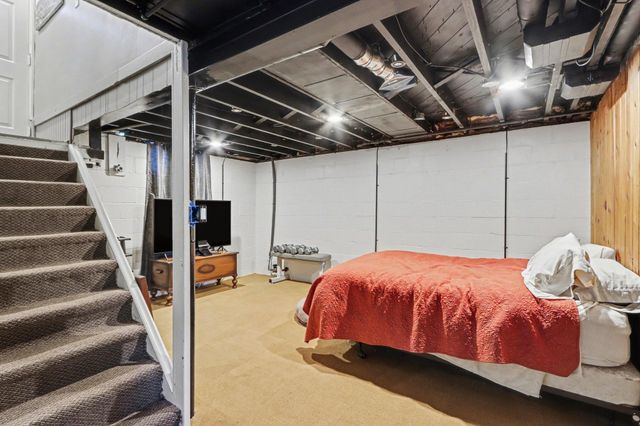 2421 Parchmount Avenue, Kalamazoo City, MI 49004