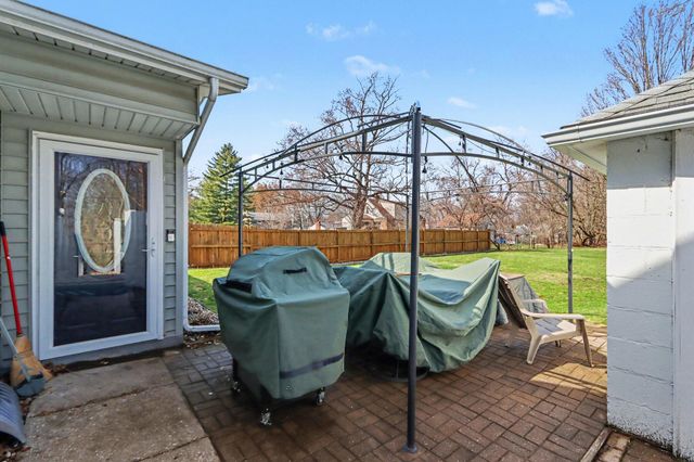 2421 Parchmount Avenue, Kalamazoo City, MI 49004