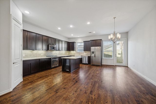 1113 E 27th Street, Houston, TX 77009