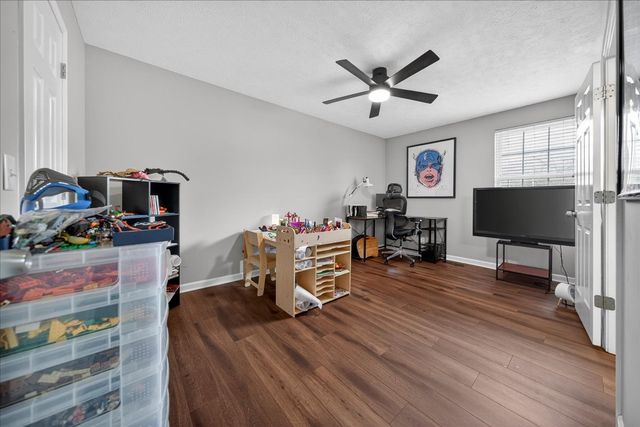 5700 Amalie Dr, Nashville, TN 37211