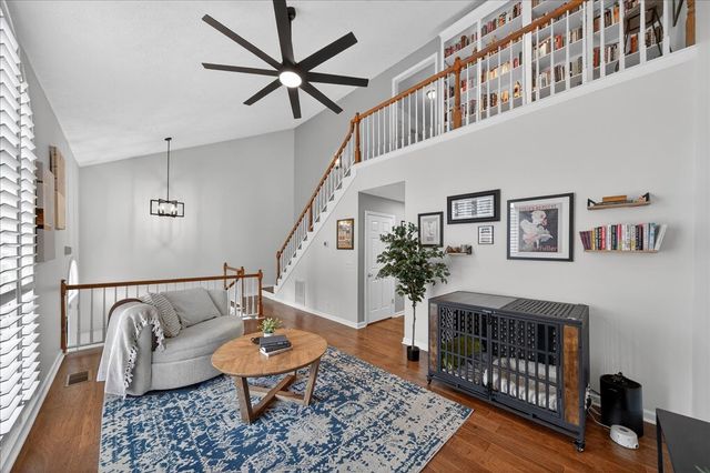 5700 Amalie Dr, Nashville, TN 37211