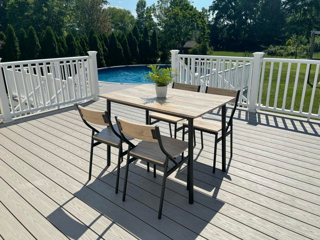 3203 Parker Drive, Valparaiso, IN 46383