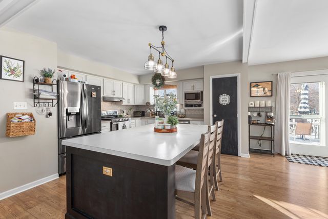 3203 Parker Drive, Valparaiso, IN 46383