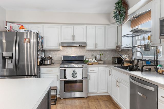 3203 Parker Drive, Valparaiso, IN 46383