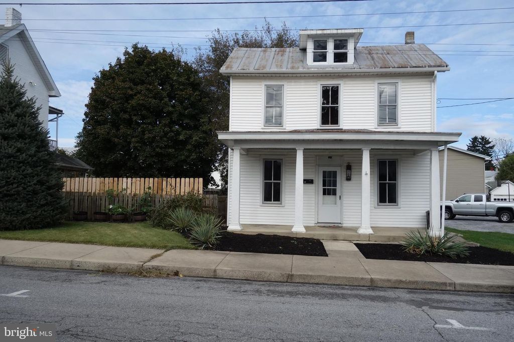 311 E GARFIELD STREET, Shippensburg, PA 17257