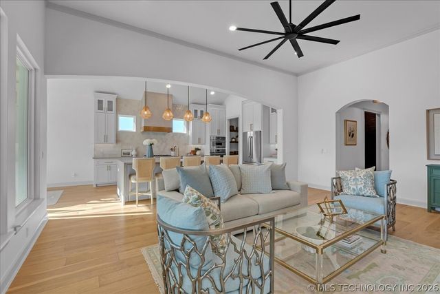 1203 N 71st Place, Broken Arrow, OK 74014