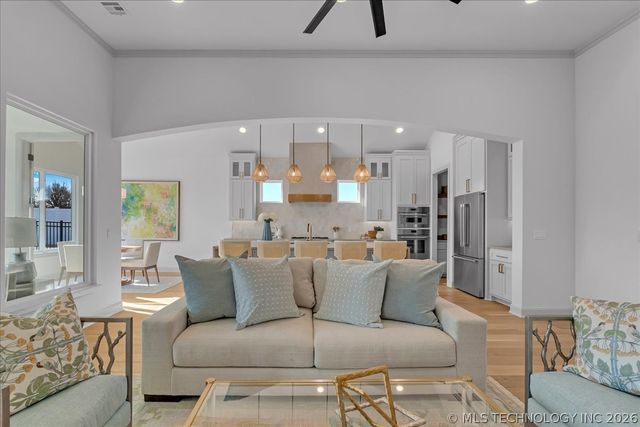 1203 N 71st Place, Broken Arrow, OK 74014