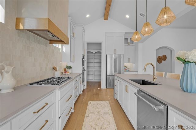 1203 N 71st Place, Broken Arrow, OK 74014