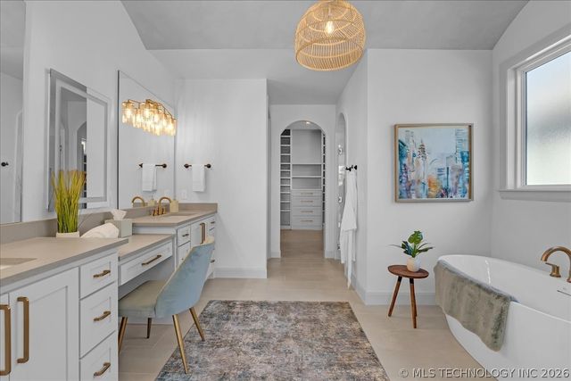 1203 N 71st Place, Broken Arrow, OK 74014