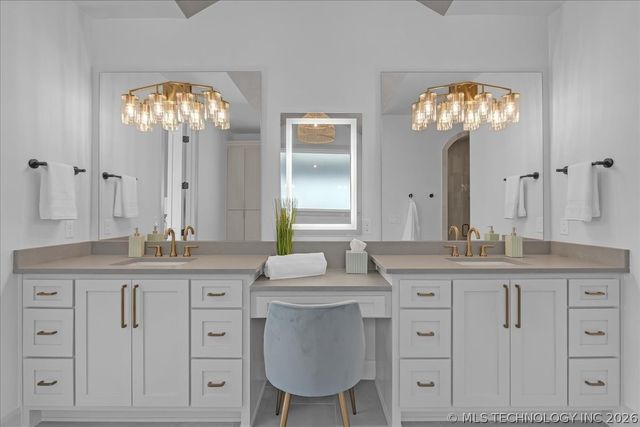 1203 N 71st Place, Broken Arrow, OK 74014