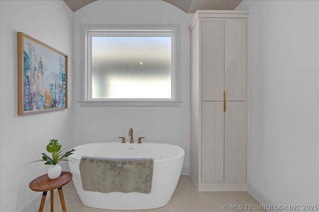 1203 N 71st Place, Broken Arrow, OK 74014