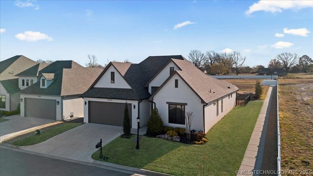 1203 N 71st Place, Broken Arrow, OK 74014