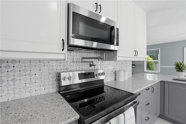 1765 Edgestone CT, Virginia Beach, VA 23453