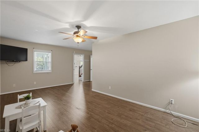 1765 Edgestone CT, Virginia Beach, VA 23453