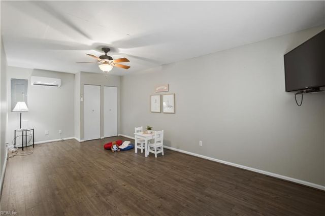 1765 Edgestone CT, Virginia Beach, VA 23453