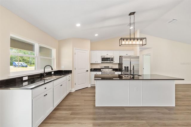 4358 W DRAKE LANE, Dunnellon, FL 34433