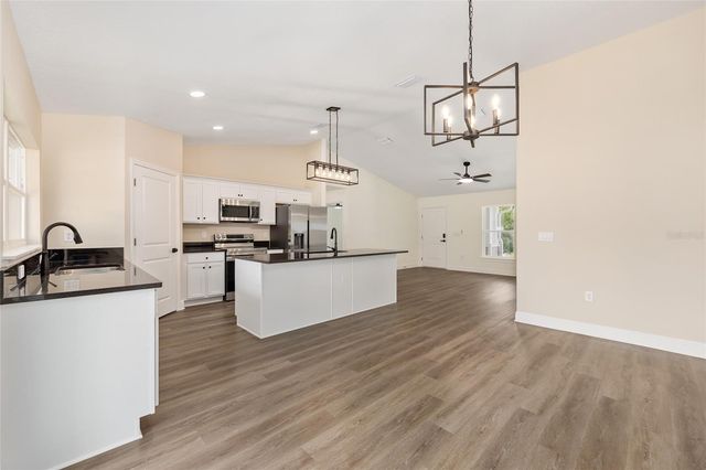 4358 W DRAKE LANE, Dunnellon, FL 34433