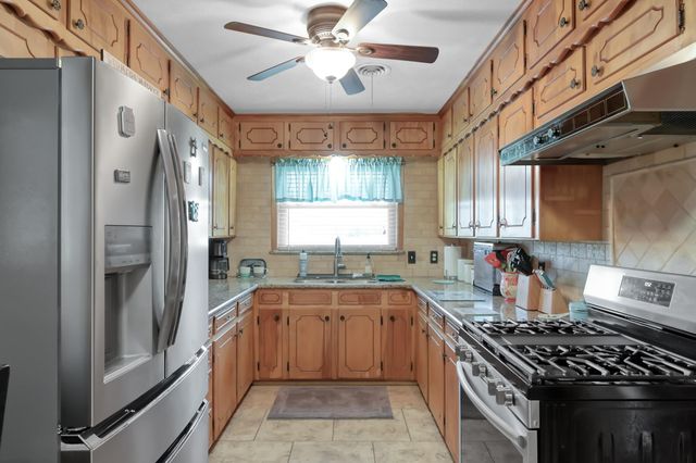 14826 Fm 1452 W, Normangee, TX 77871
