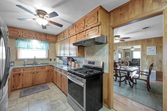 14826 Fm 1452 W, Normangee, TX 77871