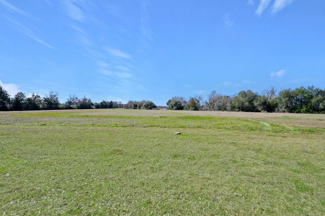 14826 Fm 1452 W, Normangee, TX 77871