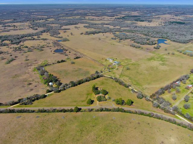 14826 Fm 1452 W, Normangee, TX 77871