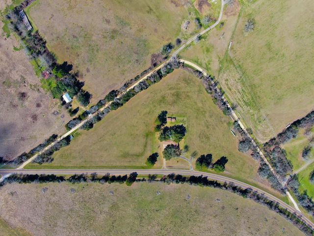 14826 Fm 1452 W, Normangee, TX 77871