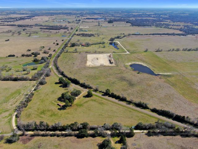 14826 Fm 1452 W, Normangee, TX 77871