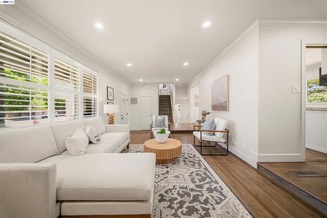 7365 Tulipwood Circle, Pleasanton, CA 94588