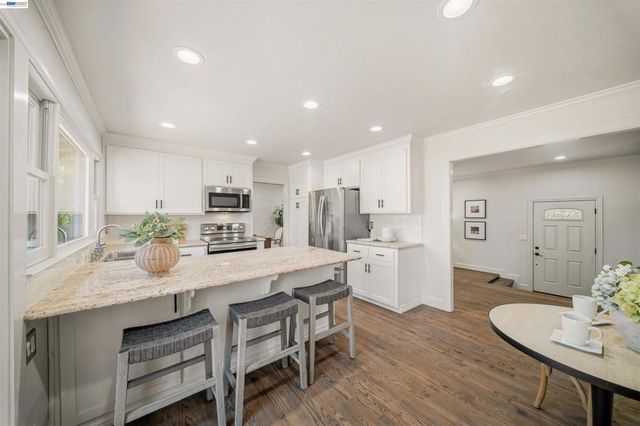 7365 Tulipwood Circle, Pleasanton, CA 94588