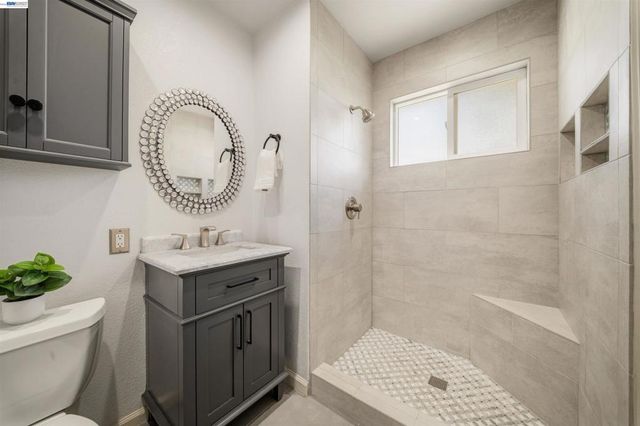 7365 Tulipwood Circle, Pleasanton, CA 94588
