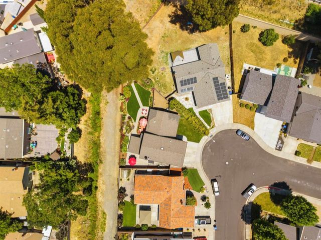 7365 Tulipwood Circle, Pleasanton, CA 94588