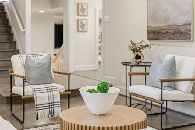 7365 Tulipwood Circle, Pleasanton, CA 94588